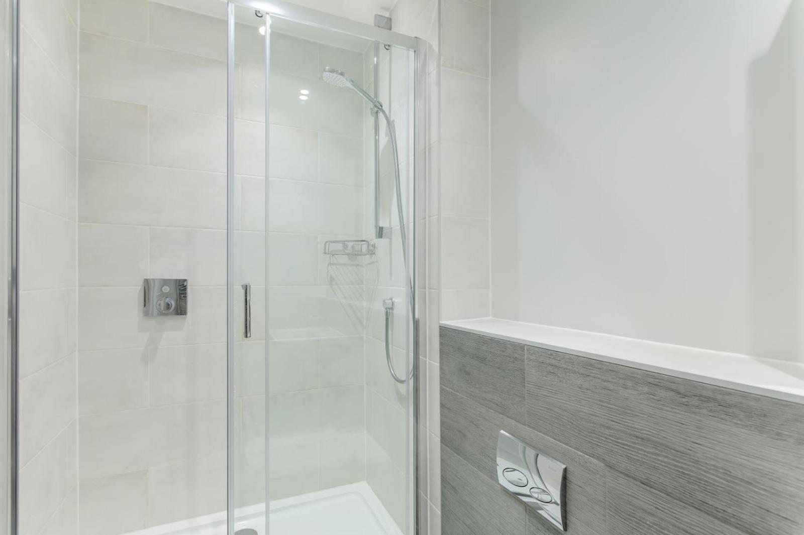 2 Middlecombe - Luxury Apartment At Byron Woolacombe, Only 4 Minute Walk To Woolacombe Beach! Bagian luar foto