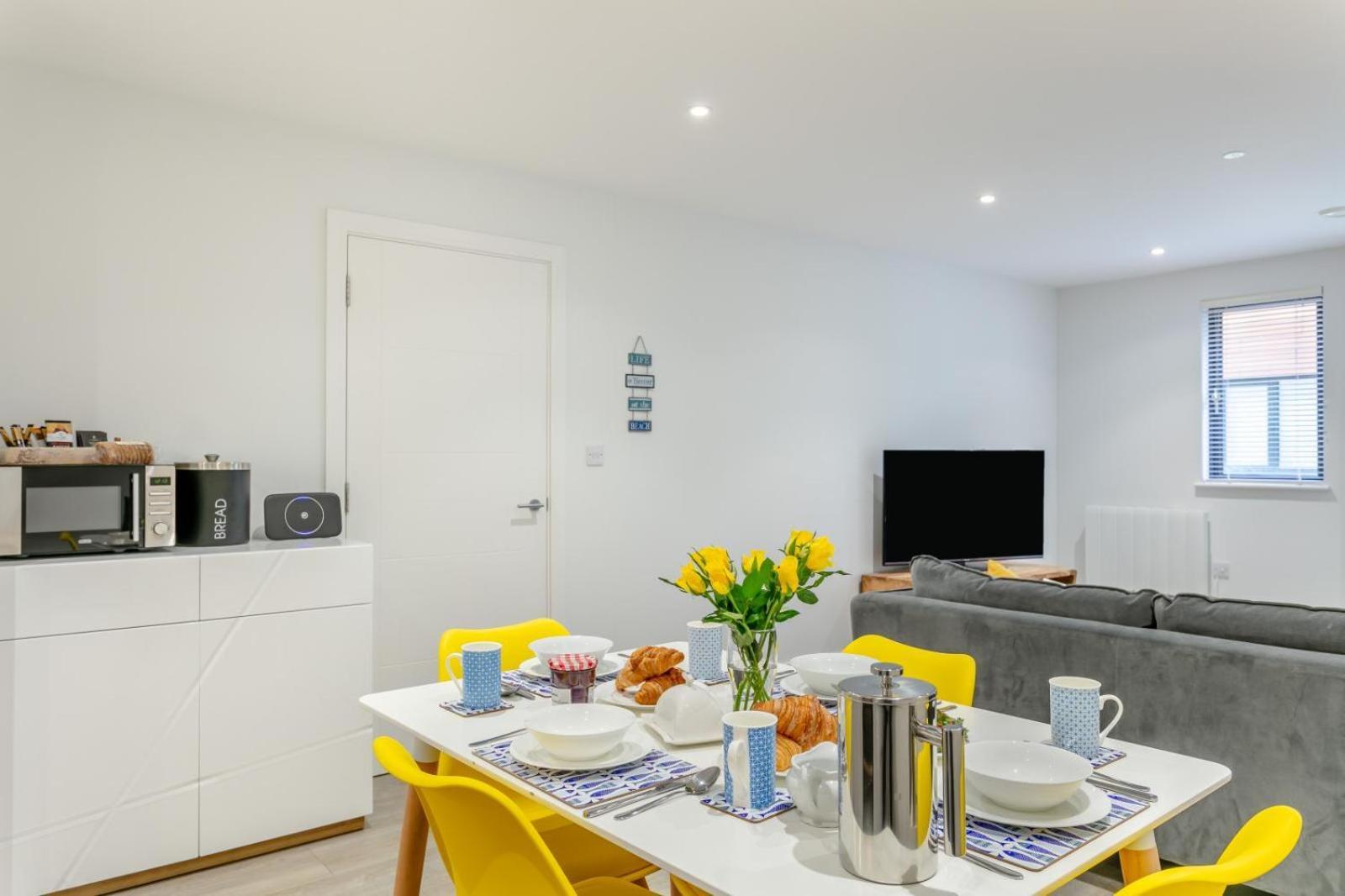 2 Middlecombe - Luxury Apartment At Byron Woolacombe, Only 4 Minute Walk To Woolacombe Beach! Bagian luar foto