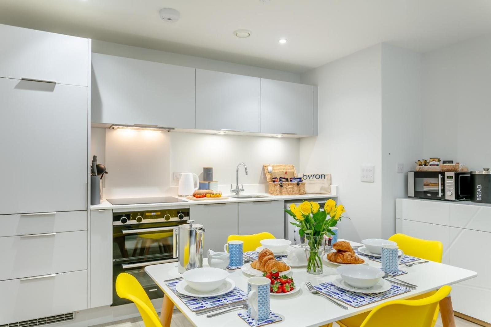 2 Middlecombe - Luxury Apartment At Byron Woolacombe, Only 4 Minute Walk To Woolacombe Beach! Bagian luar foto